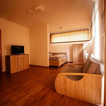 Aparthotel Pyramida *